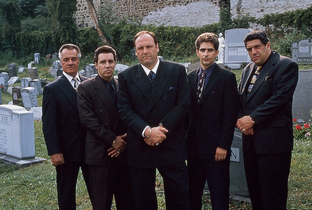 Een afbeelding van de hoofdrospelers uit de serie Sopranos | Bron: YouTube