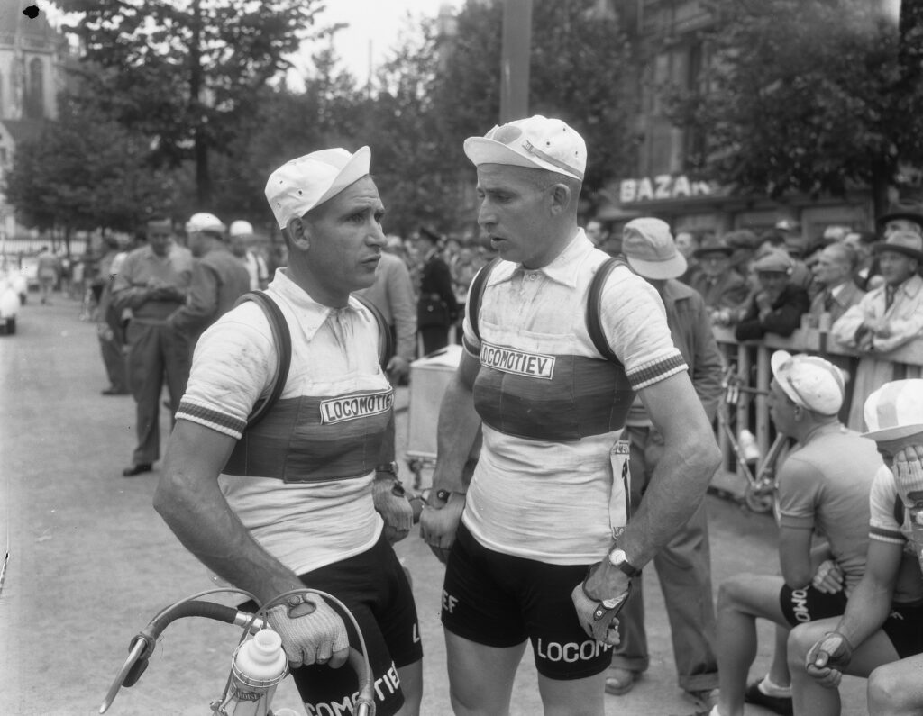 Archief: Tour de France , Wim van Est (links) en Klaas van Est